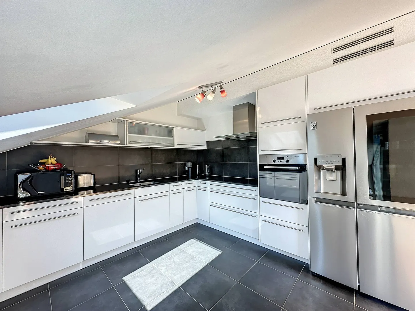 Superbo duplex di 5,5 stanze con vista panoramica sul lago di Ginevra - Foto 7 di 13
