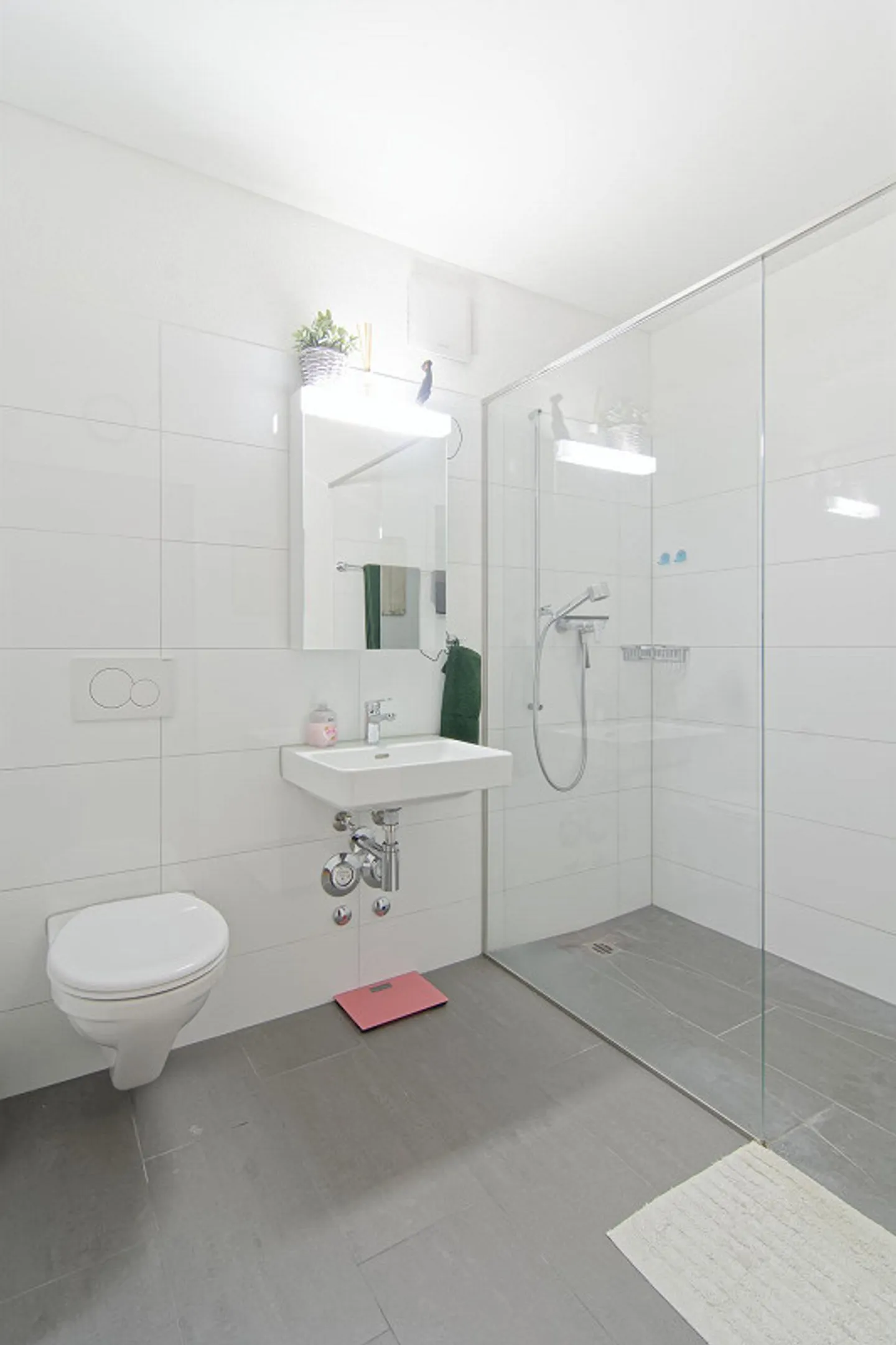 Appartement de 4,5 pièces avec grand balcon - Photo 12 sur 16