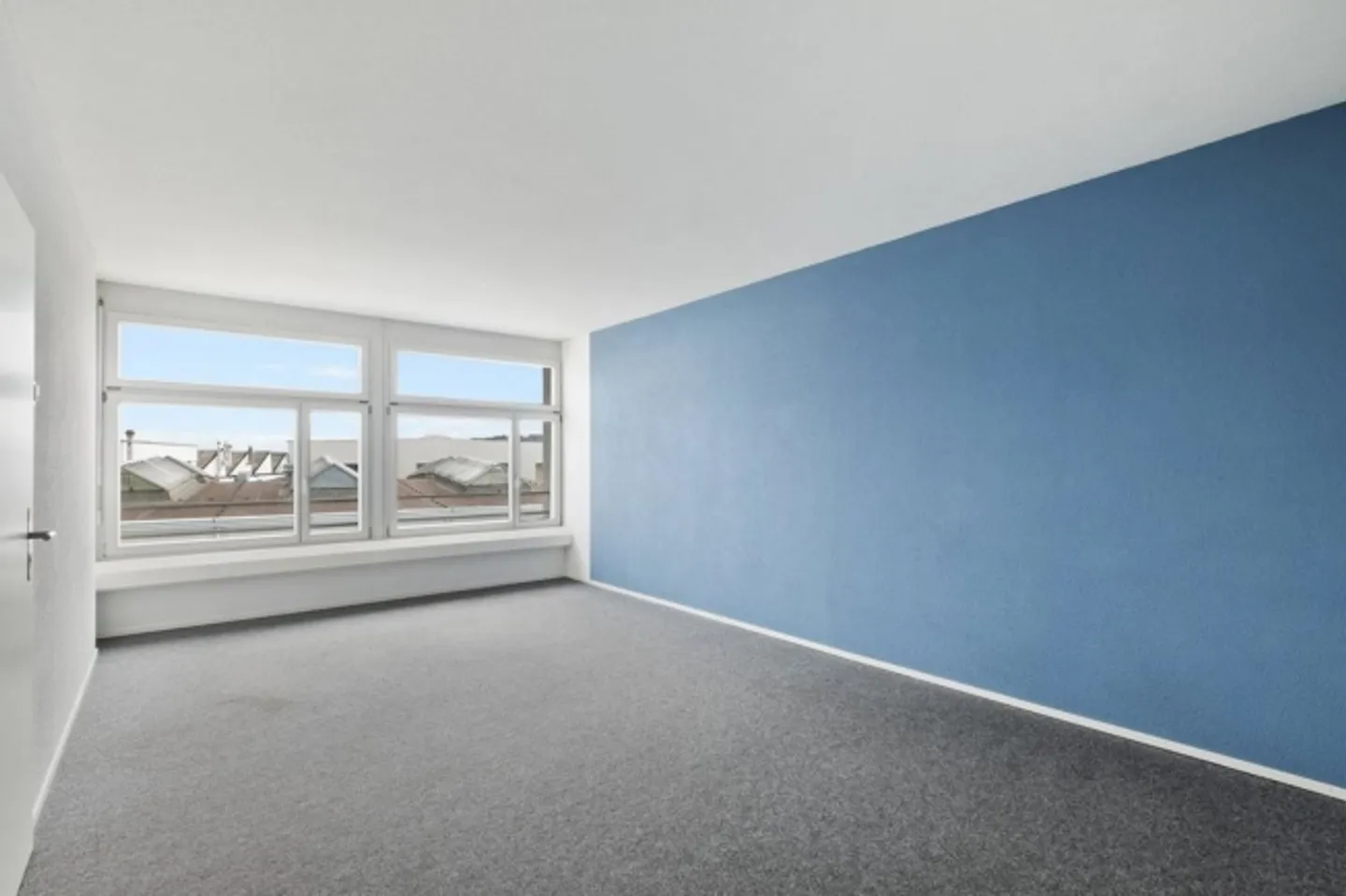 Plug & Work - Expanded Office Spaces for Your Business Success - Photo 1 of 12