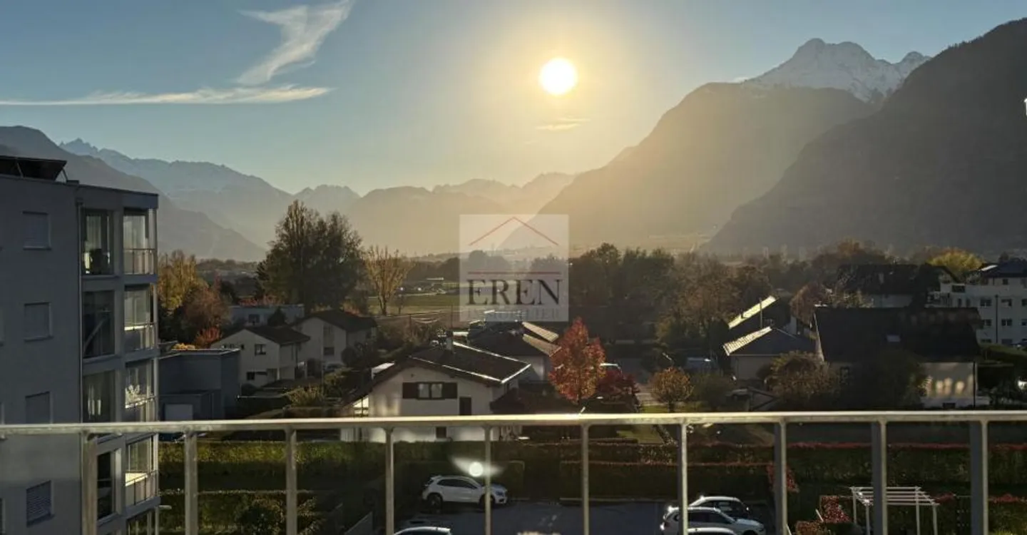 Superbe attique avec terrasse panoramique - Photo 12 sur 13
