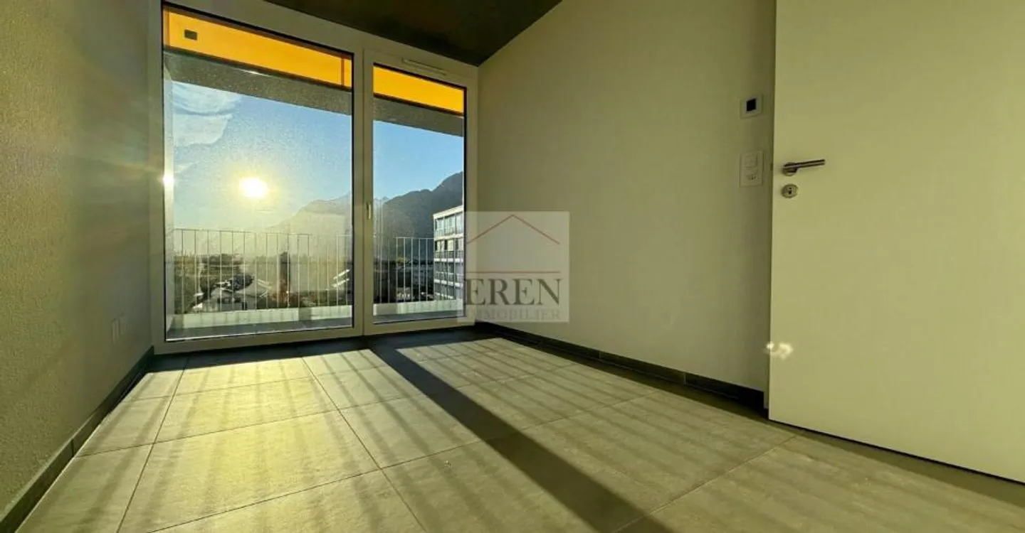 Superbe attique avec terrasse panoramique - Photo 9 sur 13