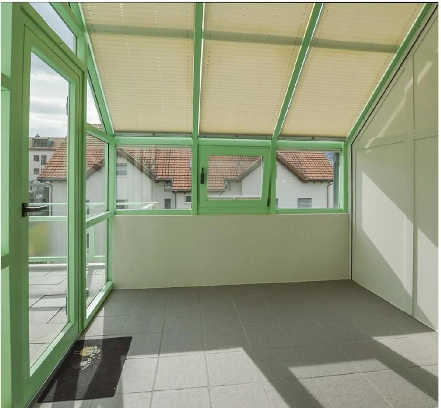 Appartamento maisonette luminoso e grande di 5.5 stanze in affitto - Foto 3 di 14