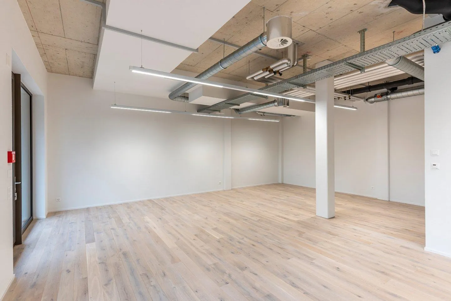 Your new business near Münsingen train station - Photo 3 of 6