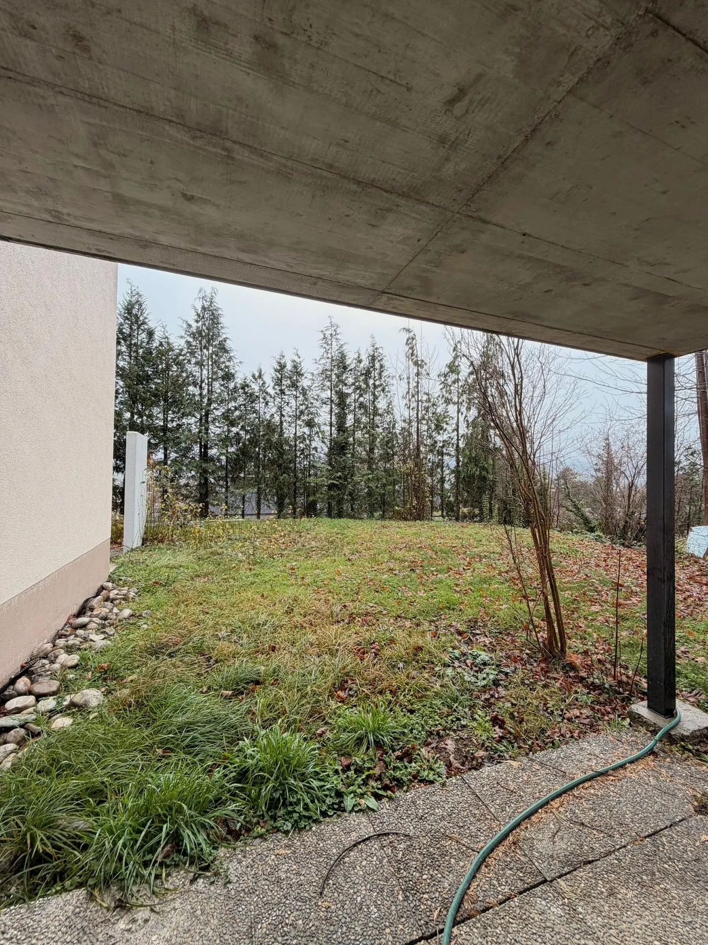Modern 4.5 Room Villa with Garage and Terraces in Delémont - Photo 2 of 17