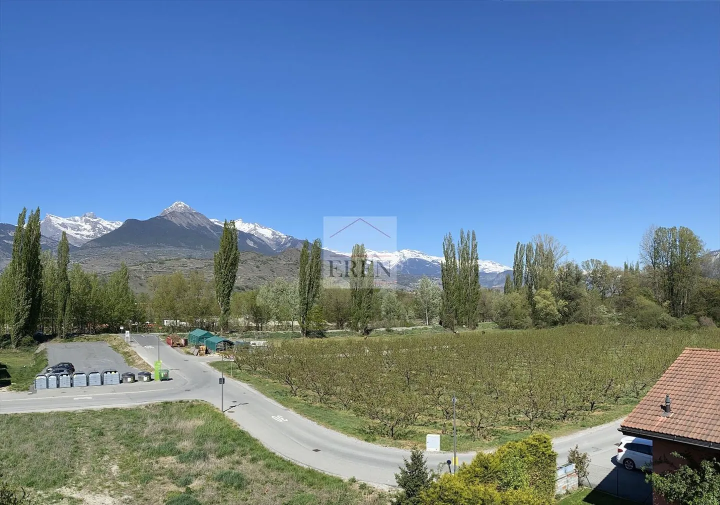 3.5-room apartment with 20 m2 terrace - Photo 12 of 13