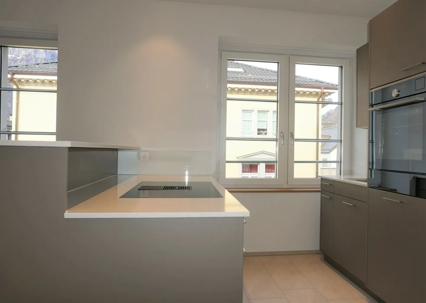 Modernes Stadt-Loft in Glarus - Foto 3 von 4