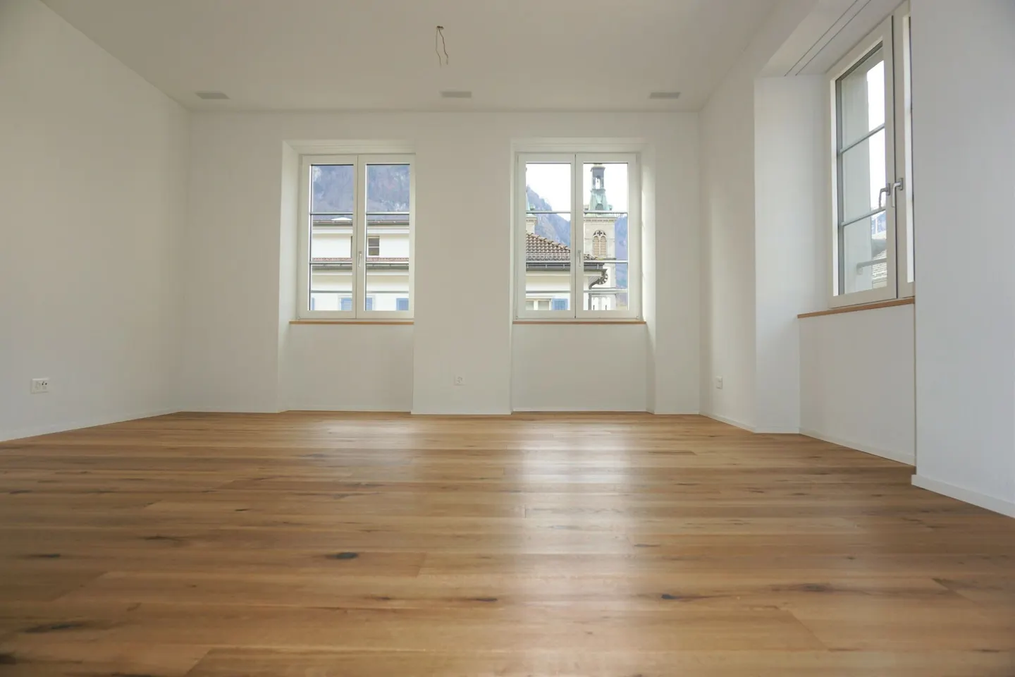 Modernes Stadt-Loft in Glarus - Foto 1 von 4