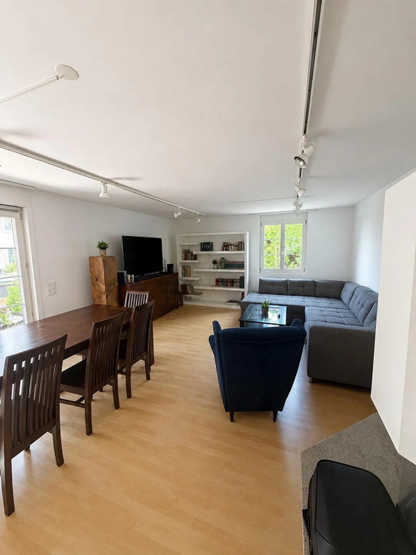 Appartement de jardin 3,5 pièces de rêve avec oasis privée et studio - Photo 4 sur 11