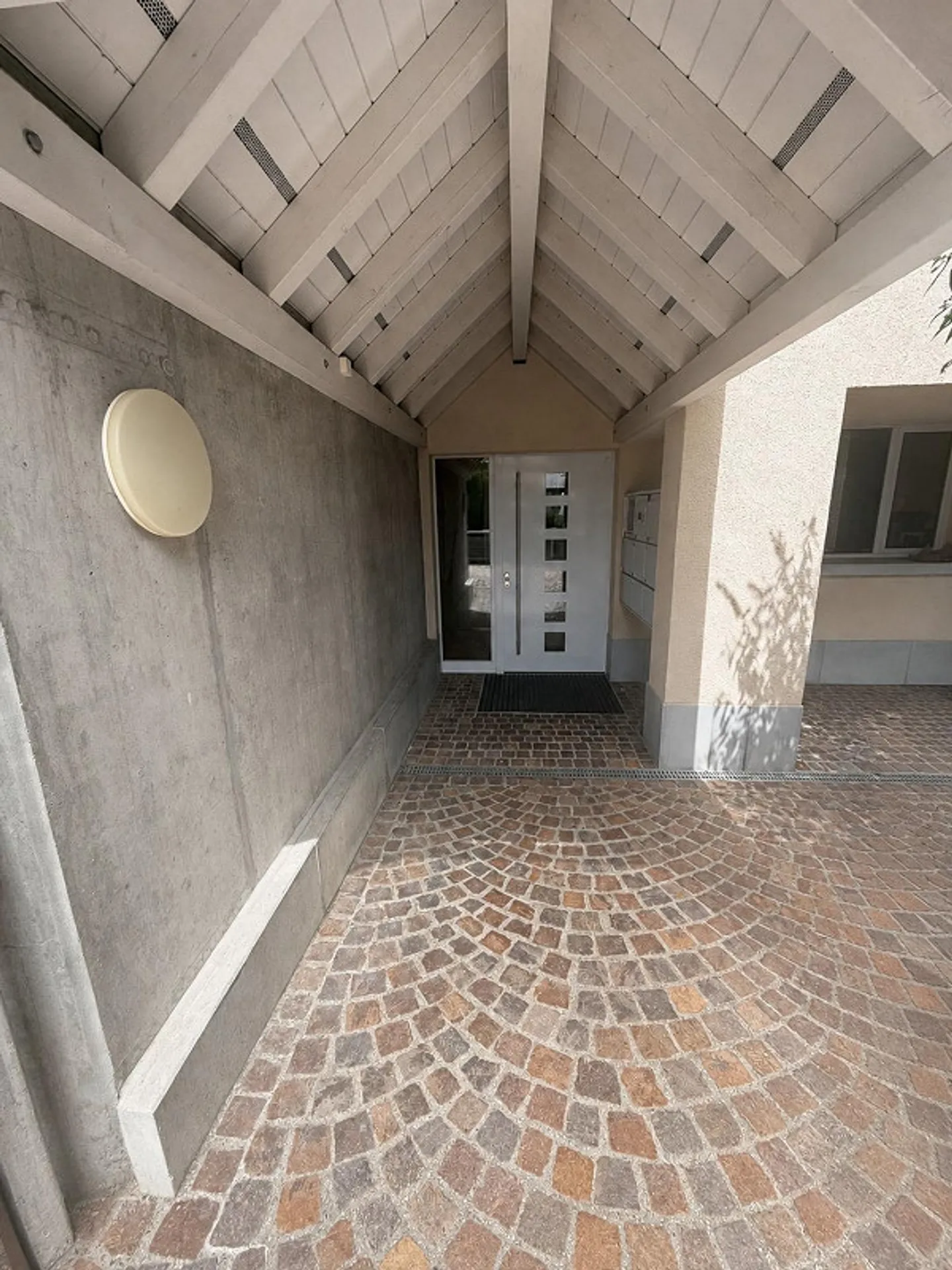 Appartement de jardin 3,5 pièces de rêve avec oasis privée et studio - Photo 9 sur 11