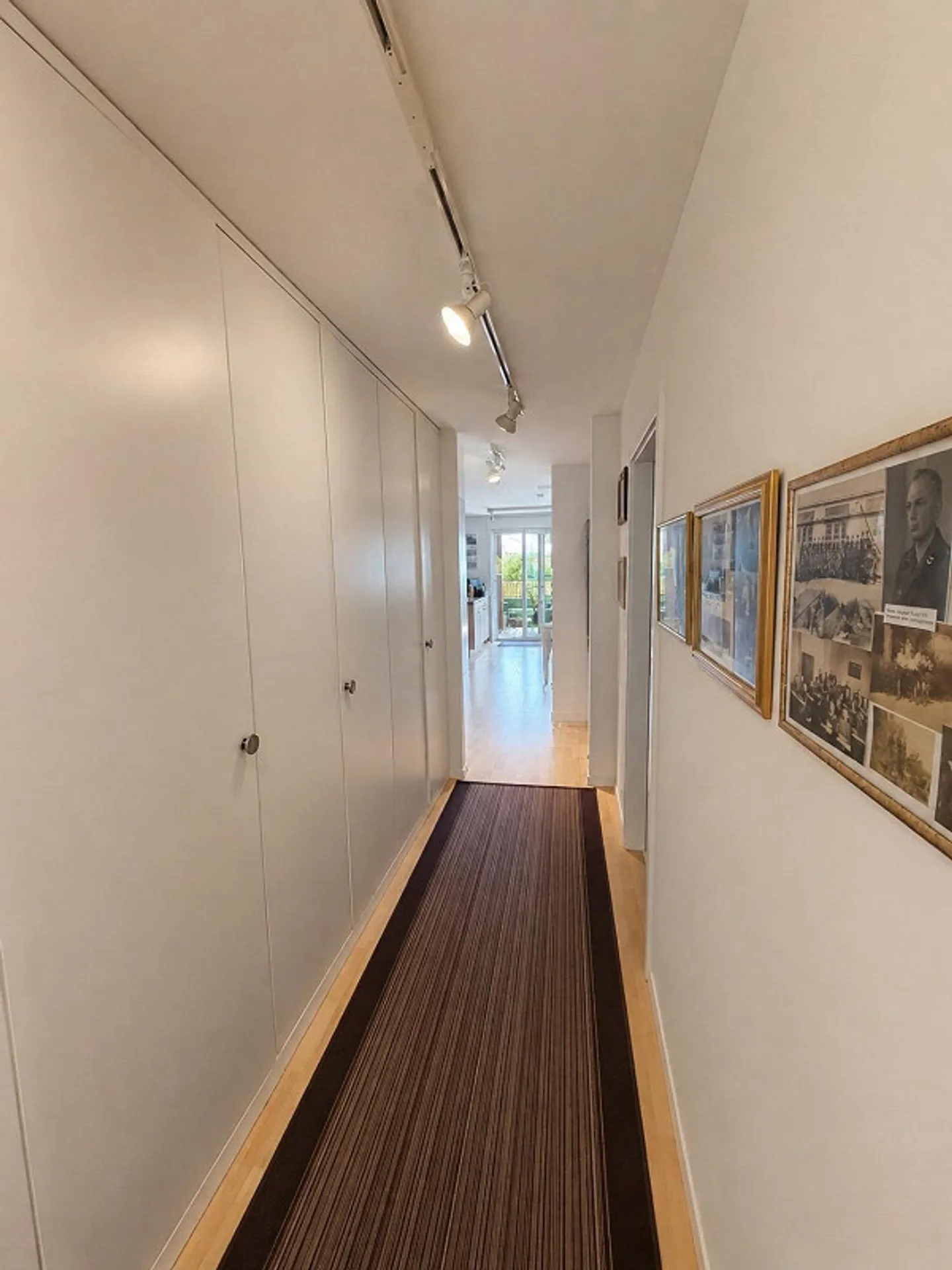Appartement de jardin 3,5 pièces de rêve avec oasis privée et studio - Photo 10 sur 11