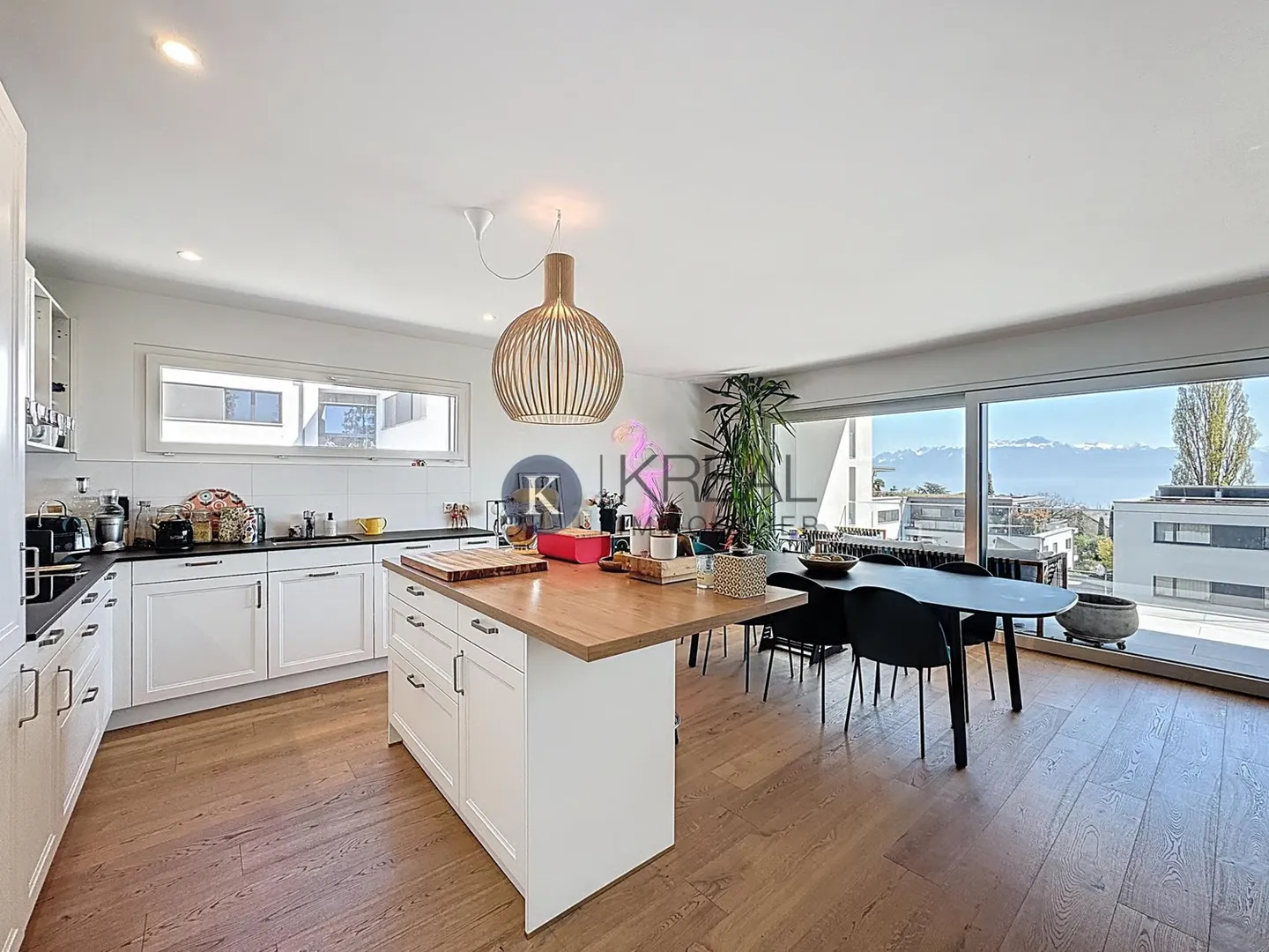 Modernes Apartment mit Seeblick - Foto 4 von 10