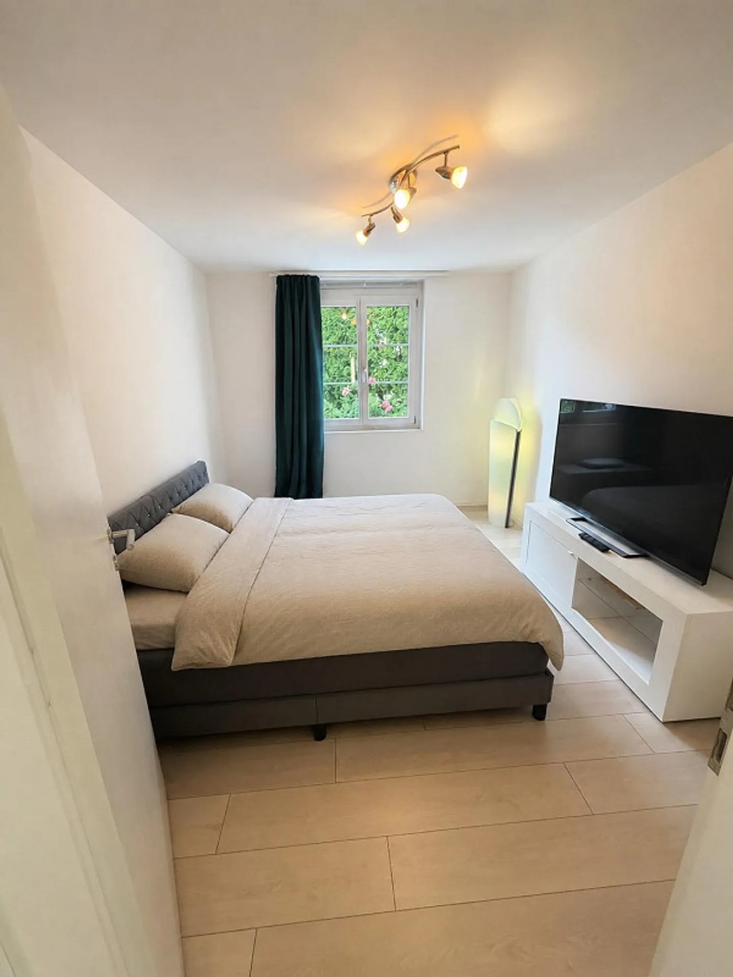 Appartement de jardin 3,5 pièces de rêve avec oasis privée et studio - Photo 11 sur 11