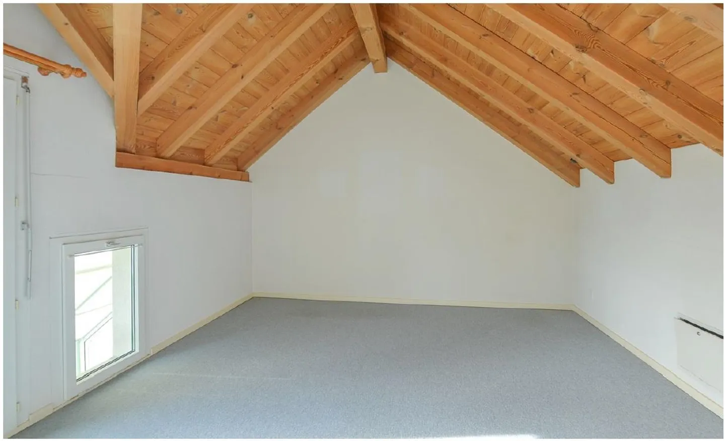 Appartamento maisonette luminoso e grande di 5.5 stanze in affitto - Foto 12 di 14