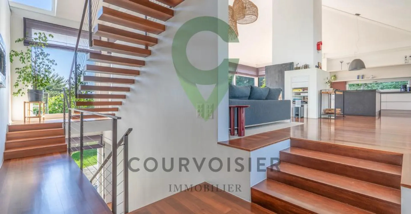 Sublime contemporary villa with panoramic view and mirror pool - Photo 6 of 11