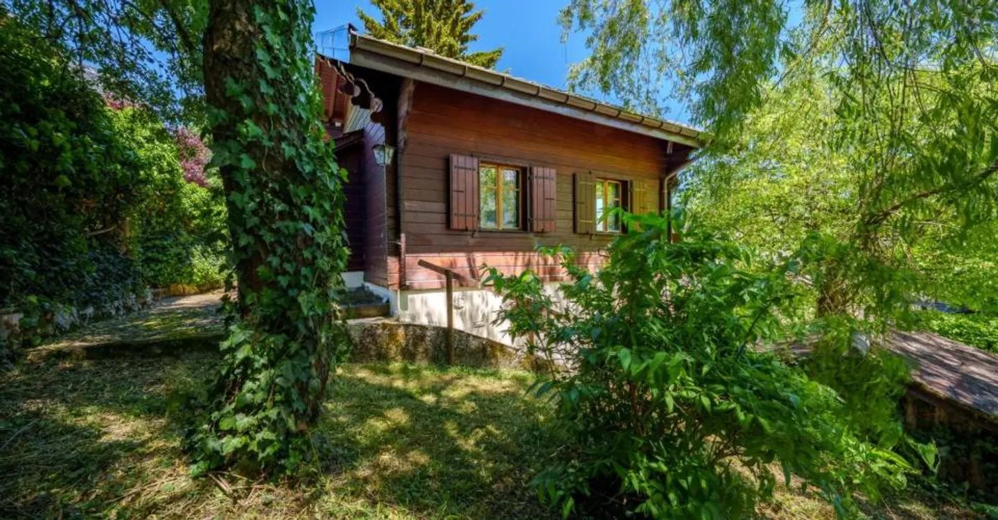 Eine schöne Renovierungsmöglichkeit im Herzen von Saint-Cergue - Foto 4 von 12