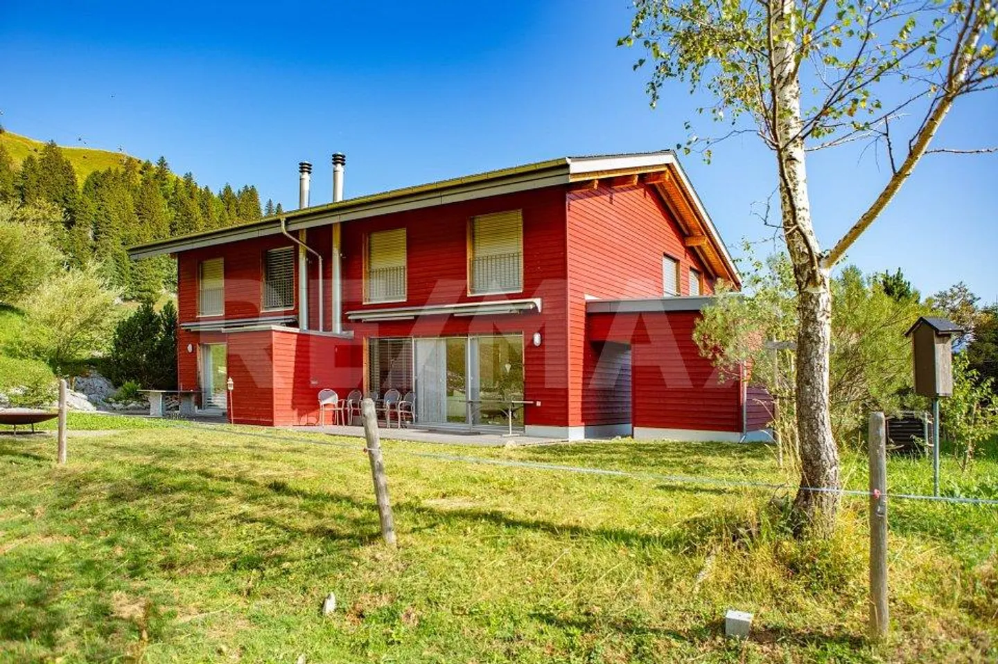 Idyllisches 5.5-Zi.-Doppeleinfamilienhaus auf der Sonnenterrasse St... - Photo 1 of 13