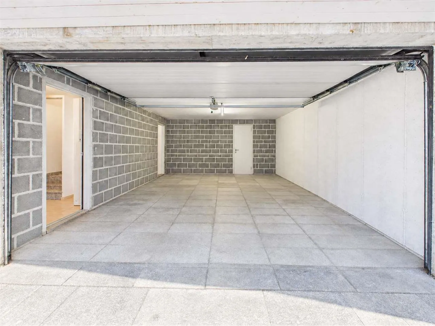 Arbedo Castione : Grande Maison 4.5 avec Jardin - Photo 13 sur 13