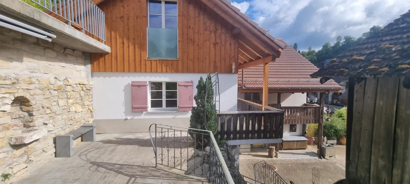 Charmantes Mehrfamilienhaus - Foto 4 von 8