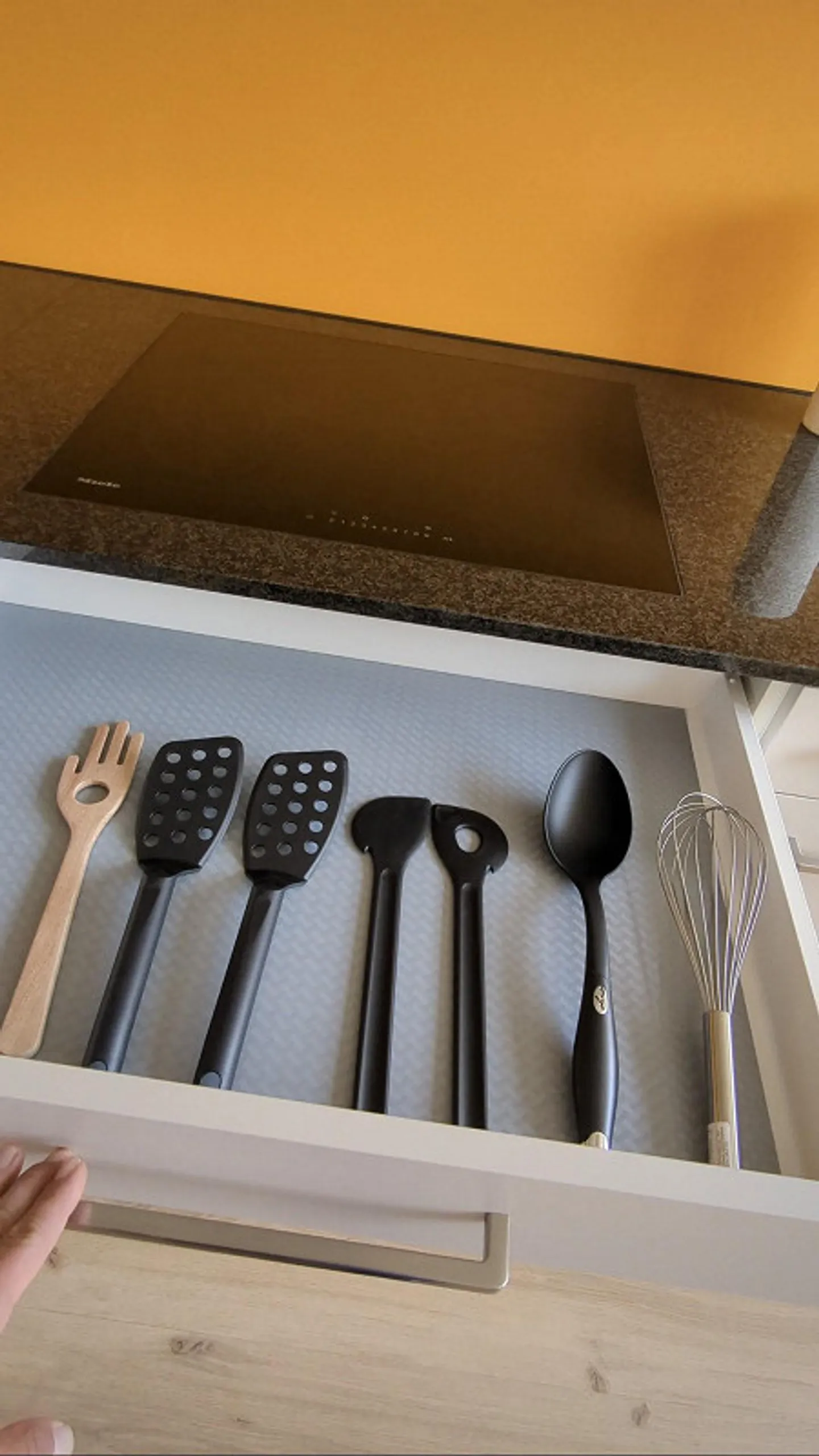 Appartamento 5.5 stanze completamente arredato con vista mozzafiato - Foto 11 di 13