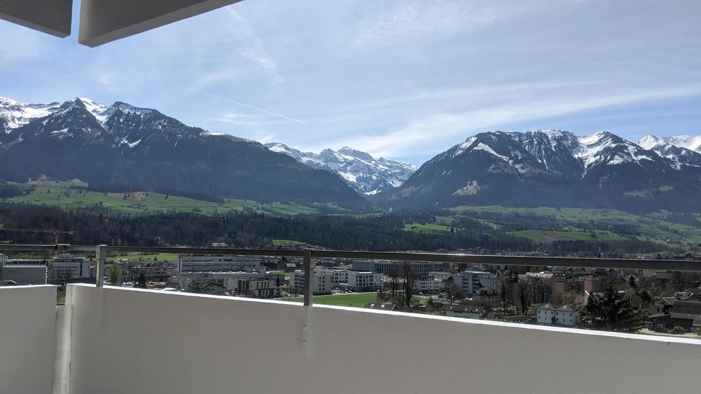 Appartamento 5.5 stanze completamente arredato con vista mozzafiato - Foto 5 di 13