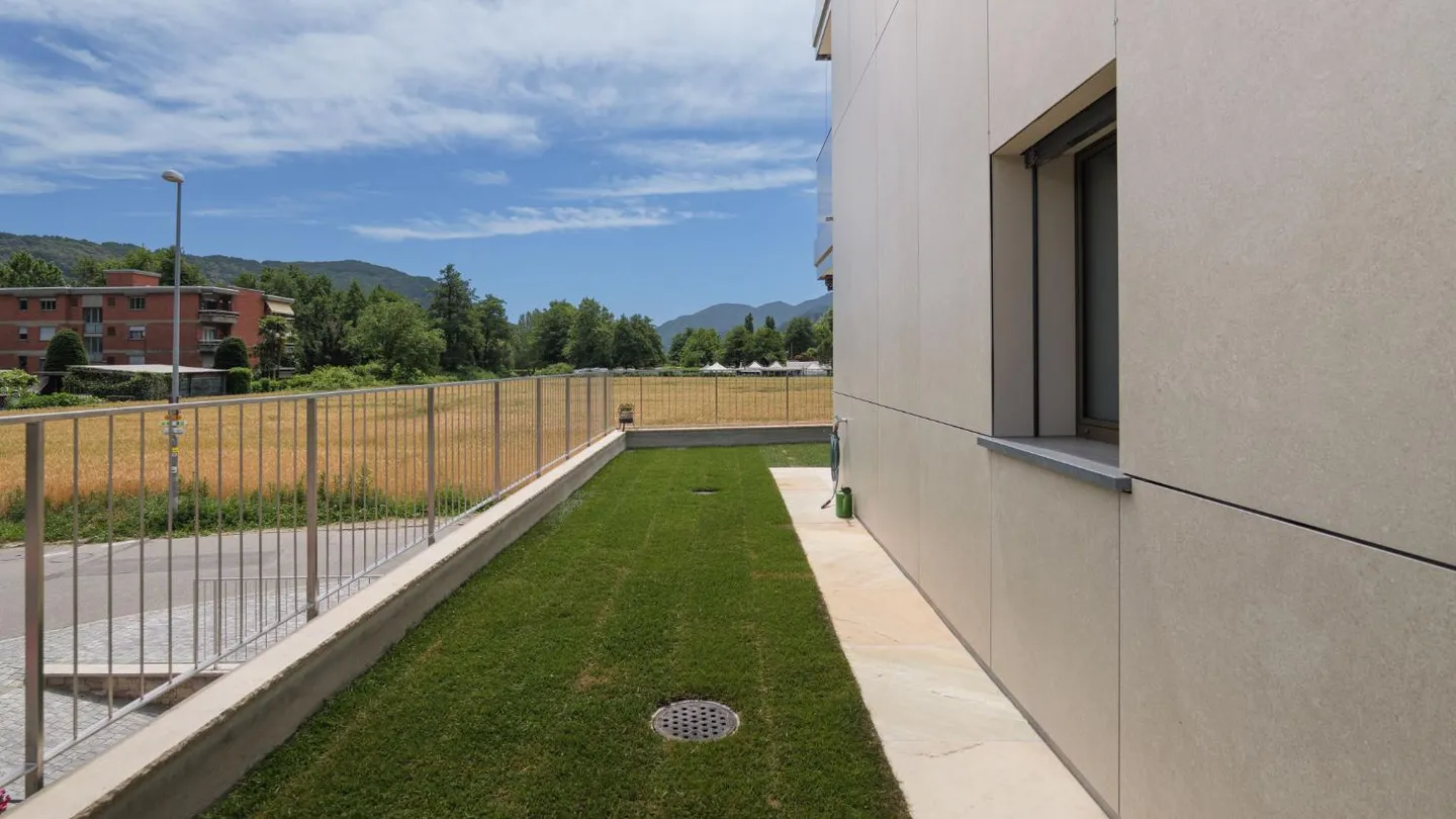 Appartamento moderno con terrazza - Foto 6 di 9
