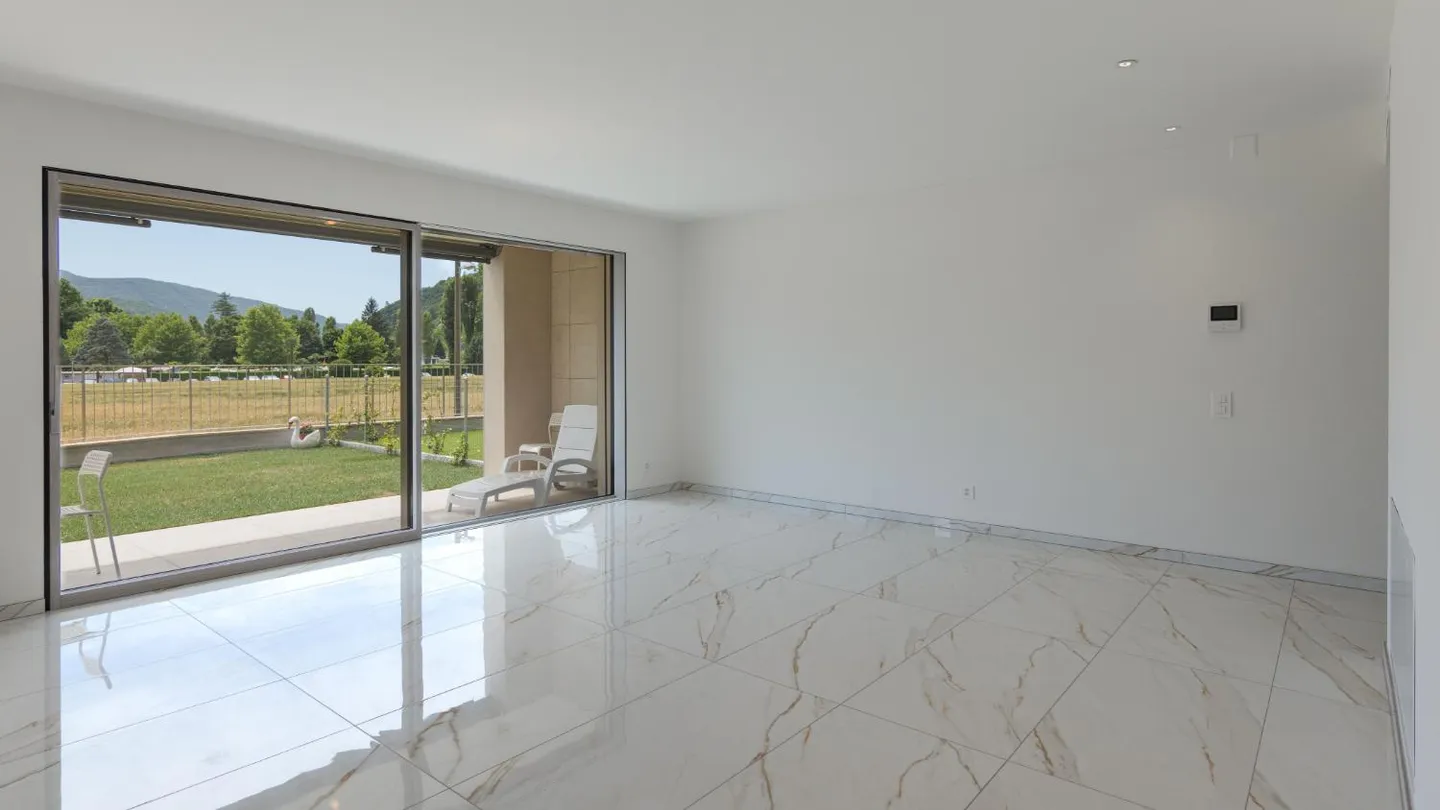 Appartamento moderno con terrazza - Foto 8 di 9