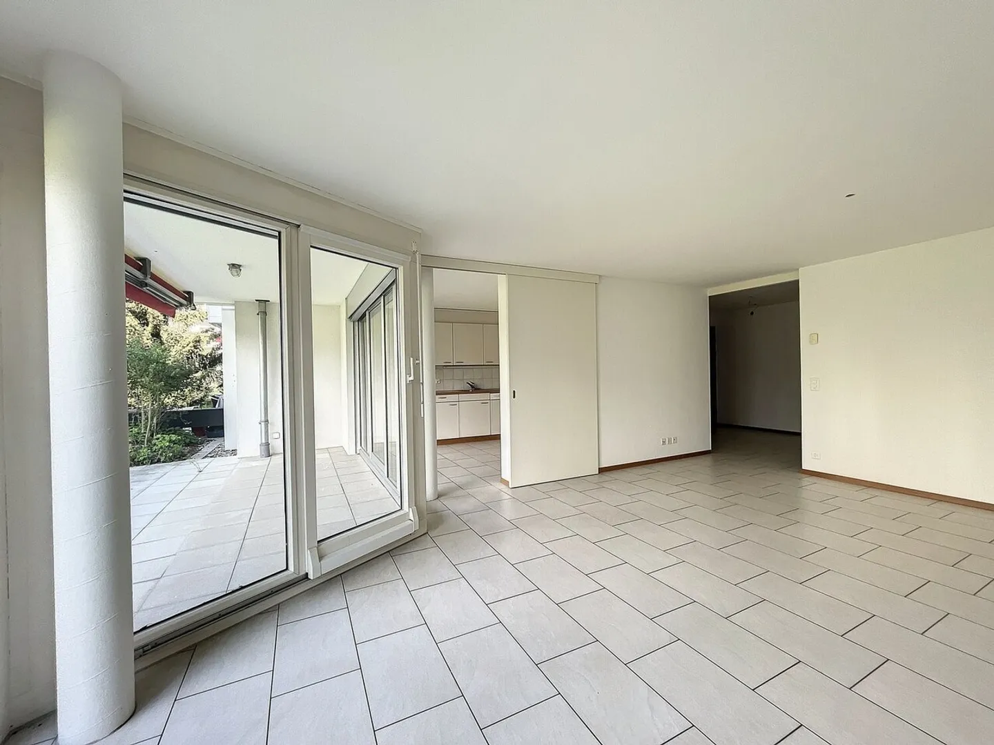 Schöne 3 ½ Zimmer Wohnung - Foto 2 von 11