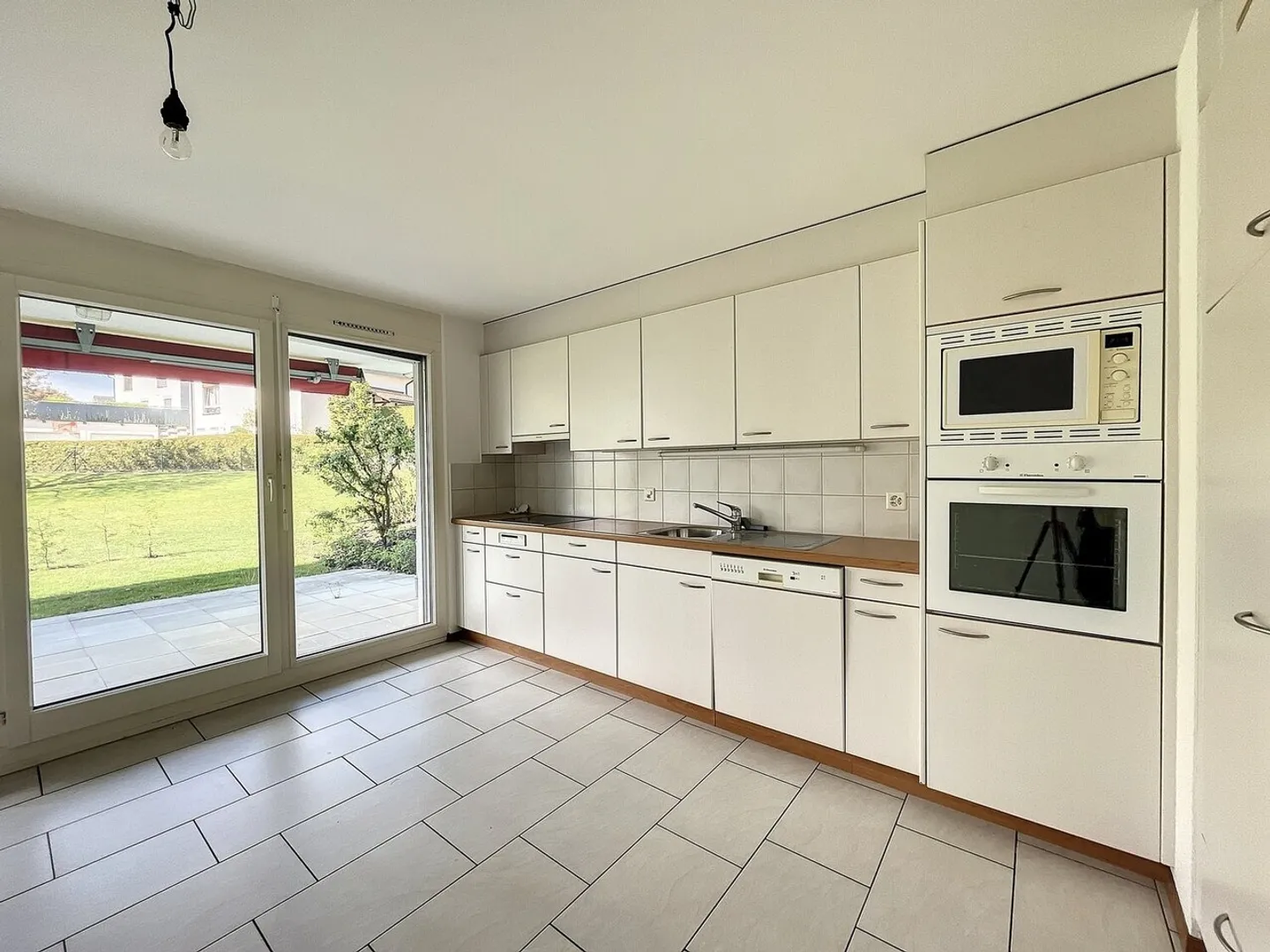 Schöne 3 ½ Zimmer Wohnung - Foto 3 von 11