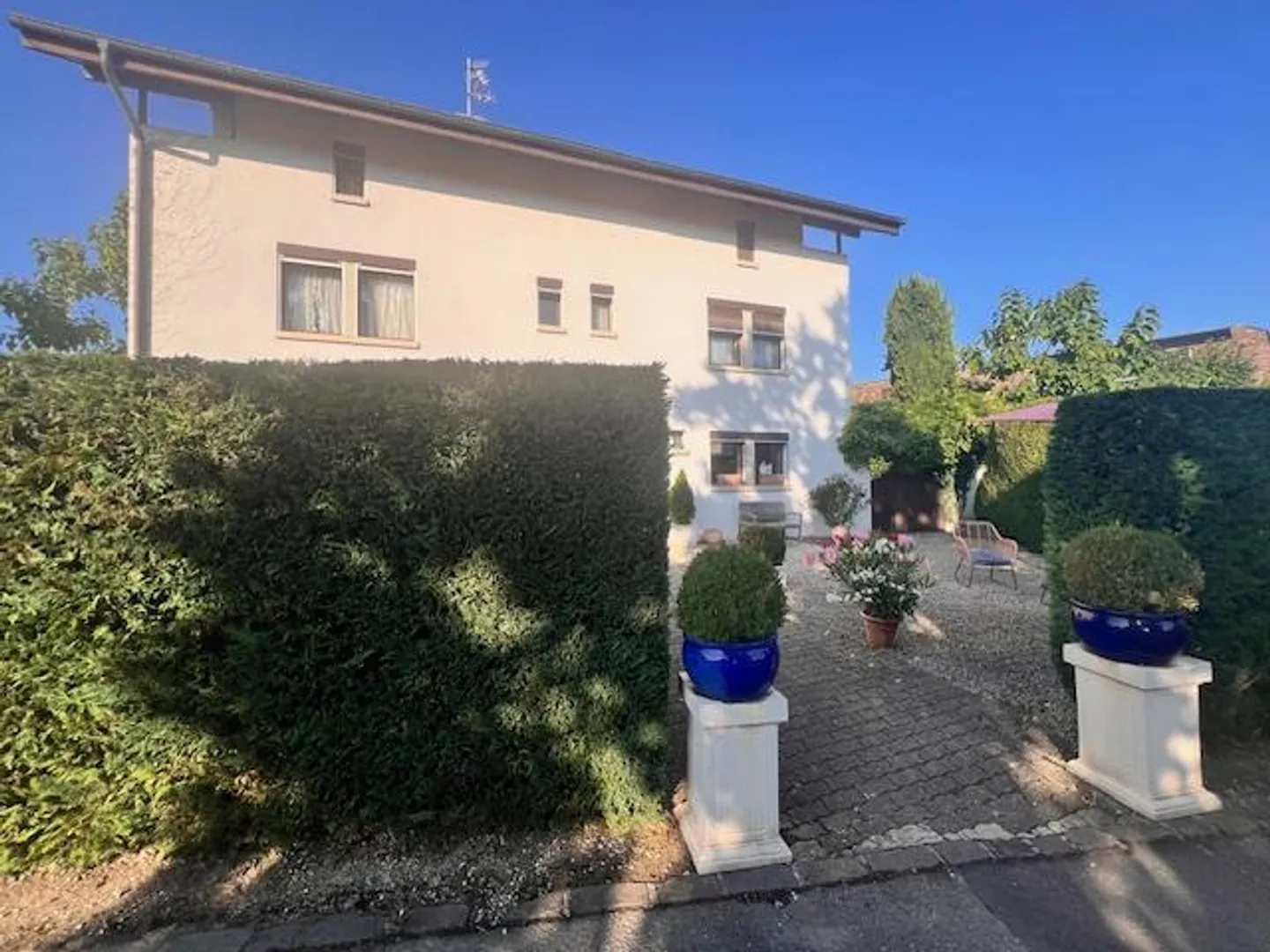 Grande casa unifamiliare (divisibile in 2 case a schiera) a Terre-Sainte come viager: disponibile tra 3 anni - Foto 1 di 13