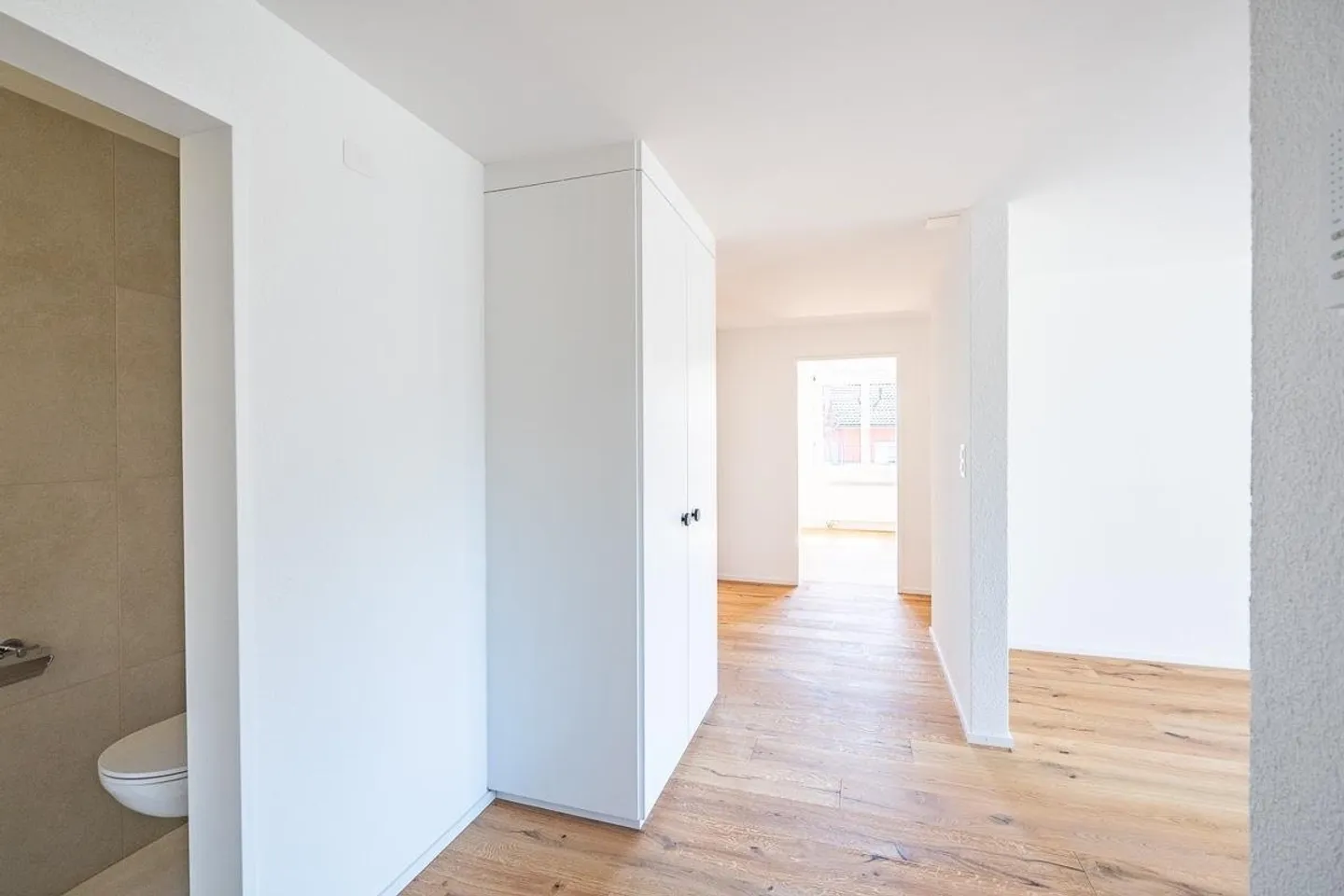 Appartamento di 4,5 locali ristrutturato con balcone - Foto 5 di 10