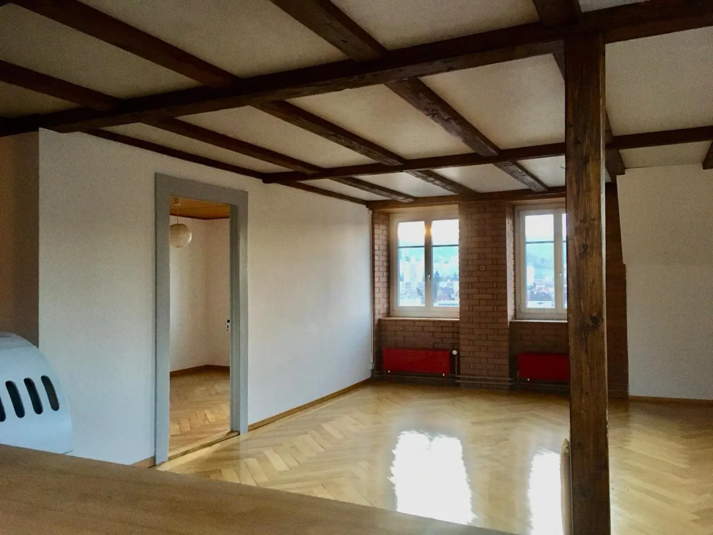 Ultimo piano 2.5 stanze - Foto 7 di 8