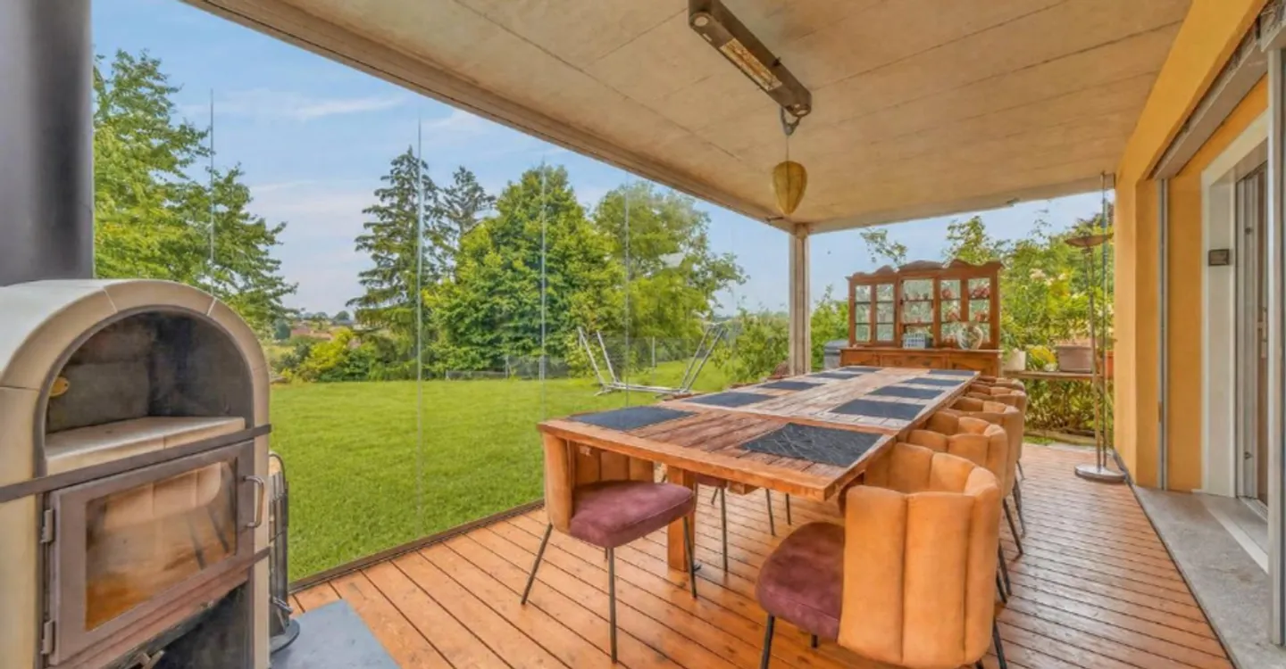 Villa familiale récente avec piscine chauffée et vue dégagée - Foto 4 di 13