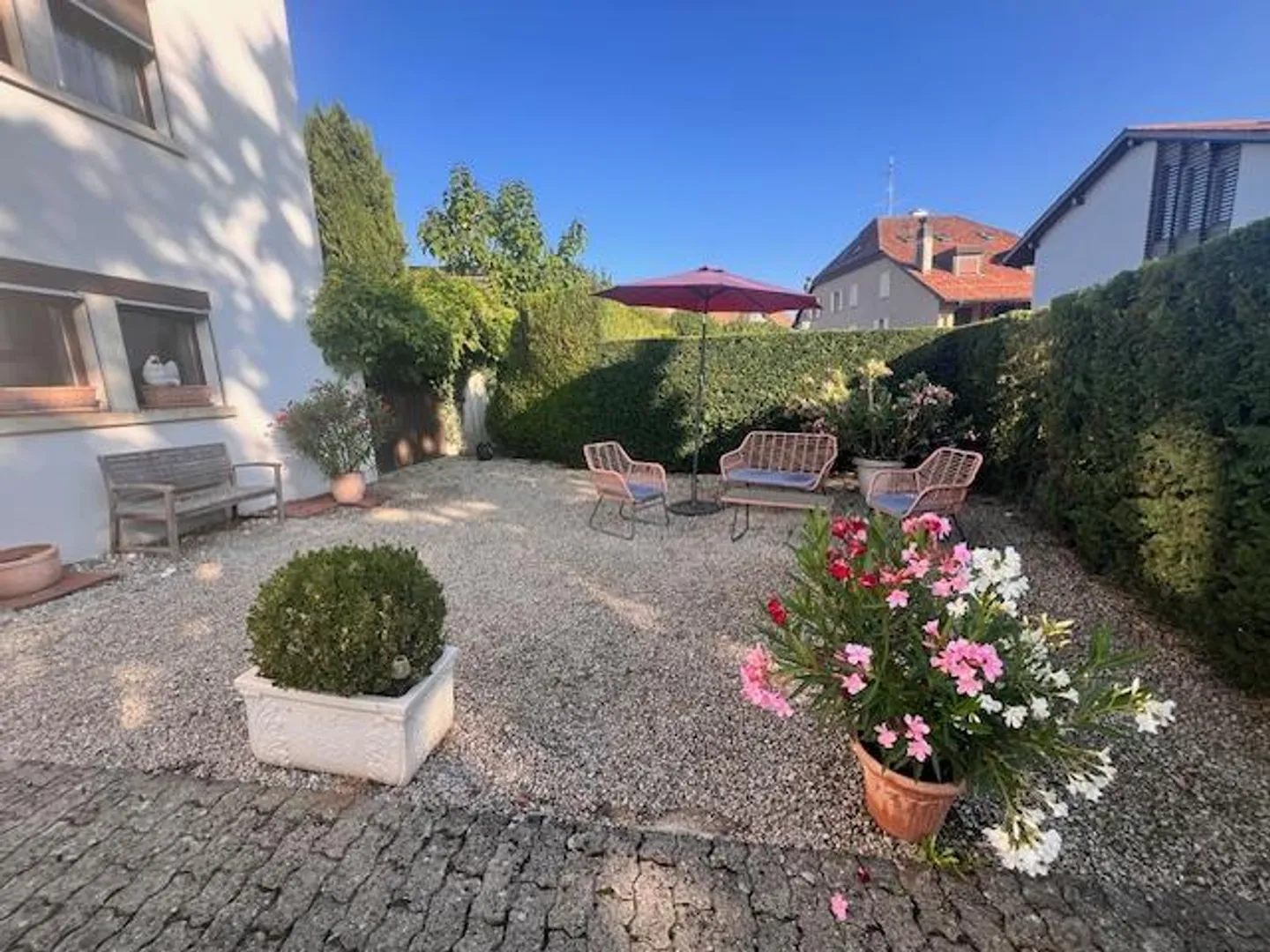 Grande casa unifamiliare (divisibile in 2 case a schiera) a Terre-Sainte come viager: disponibile tra 3 anni - Foto 2 di 13
