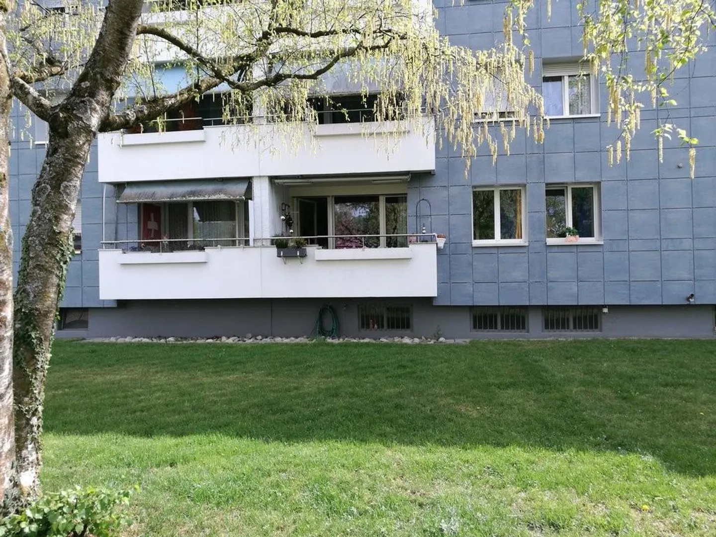 Appartement rénové et abordable près de la gare - Photo 1 sur 8