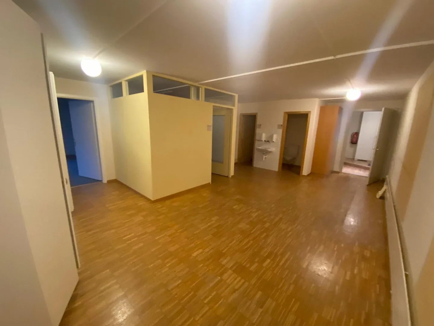 Spazi per atelier/magazzino/lavoro a maglia in affitto (17-37m²) - Foto 1 di 5