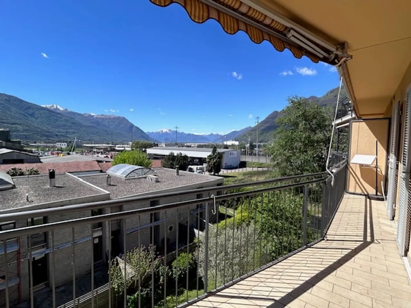 Grande appartamento di 4 ½ locali a Giubiasco in zona residenziale - Foto 14 di 16