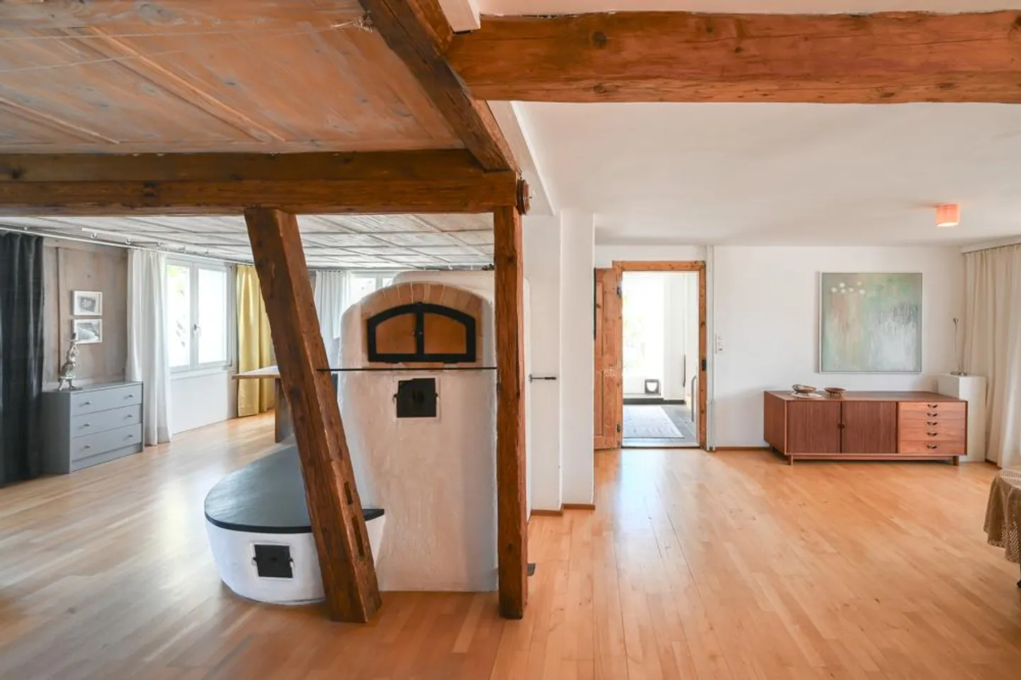 Quietly Located Single-Family House with Gallery and Special Charm - Photo 3 of 7