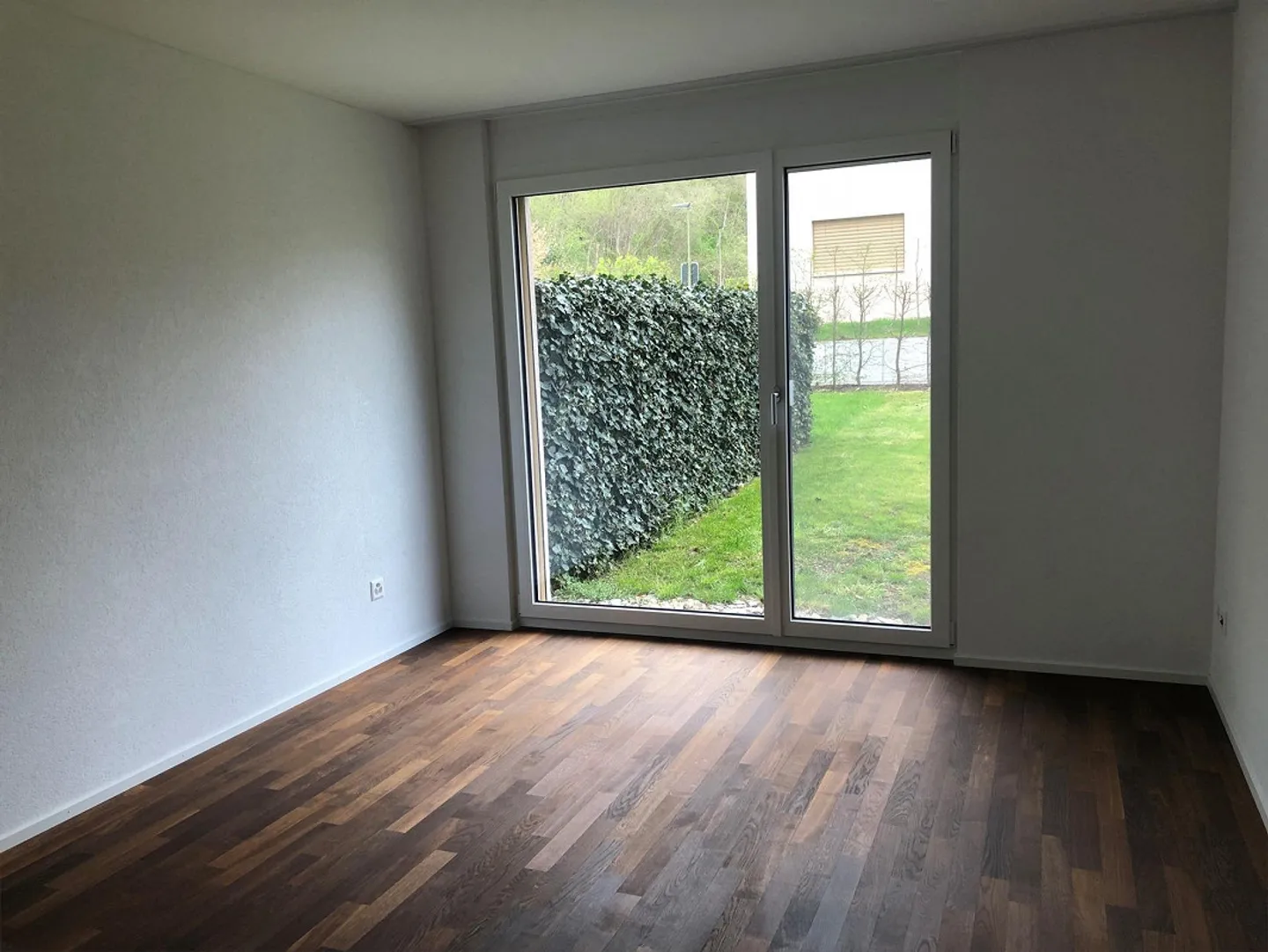 5,5 Zimmer Gartenwohnung mit Extras - Foto 9 von 11
