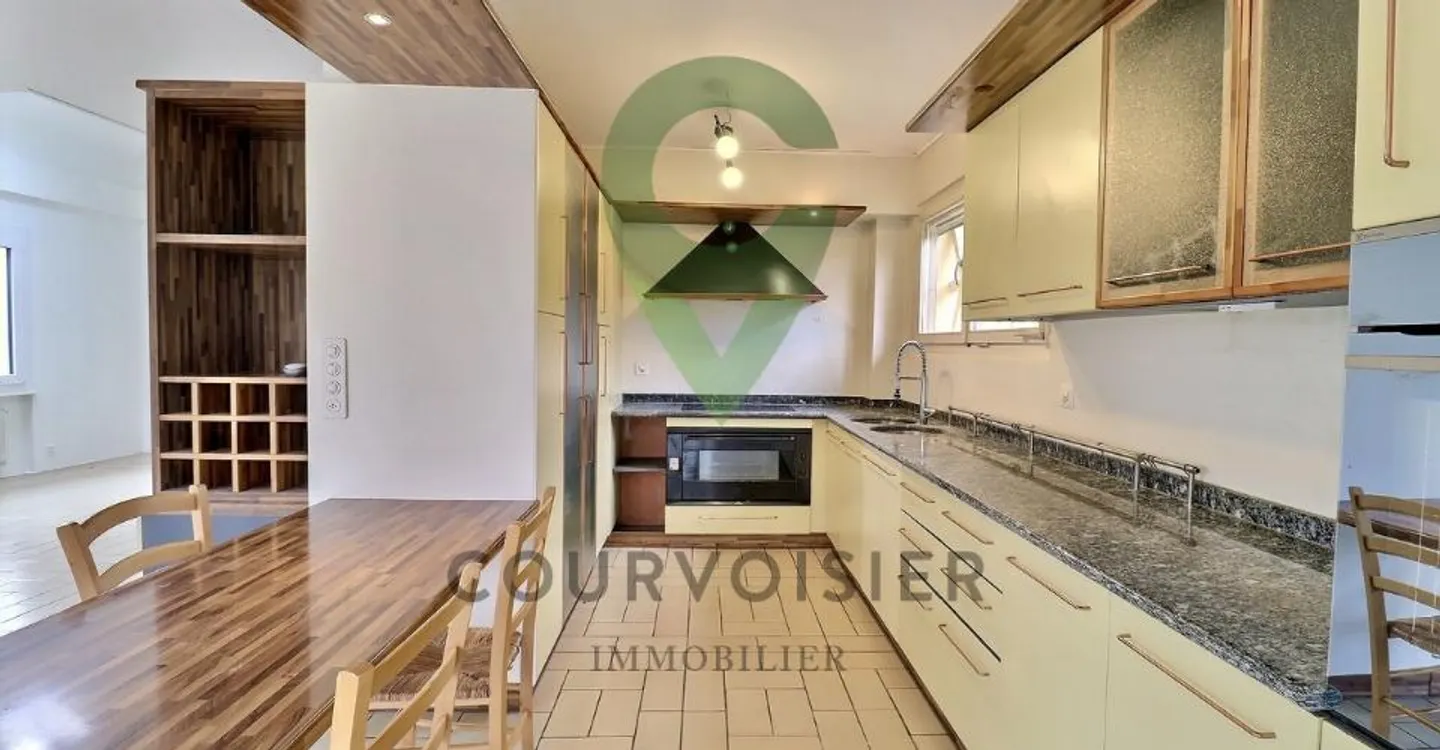 Villa mit Renovierungspotenzial - Foto 5 von 10