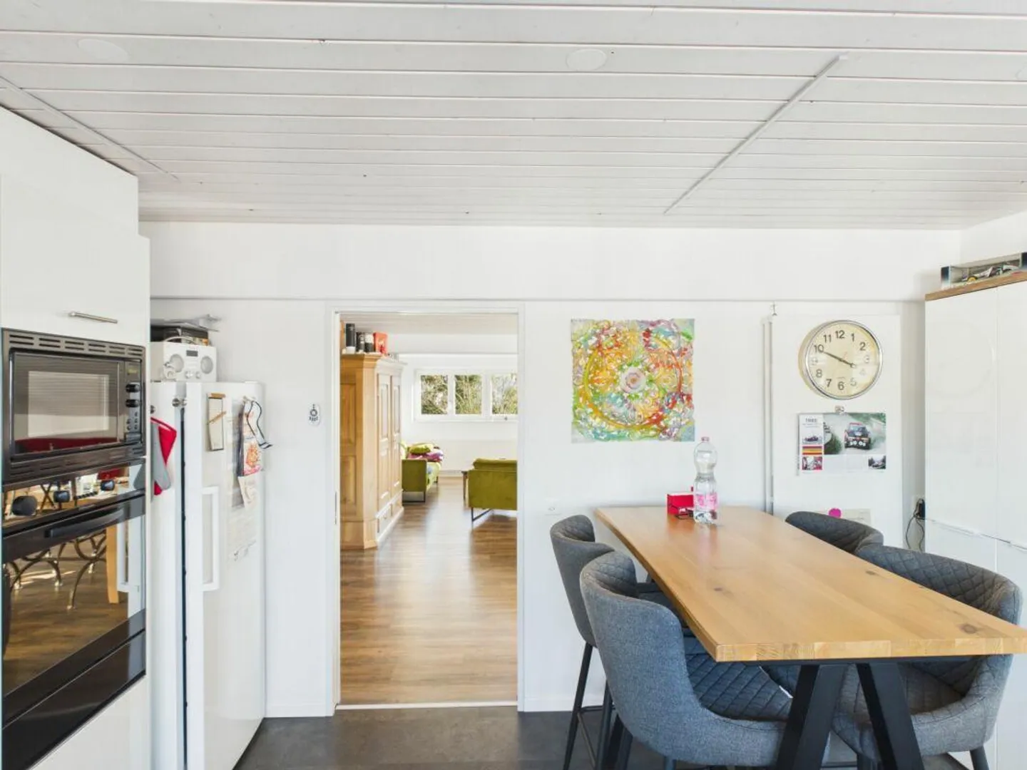Dreamlike 4.5-Room Penthouse Apartment in Prime Location - Photo 13 of 20