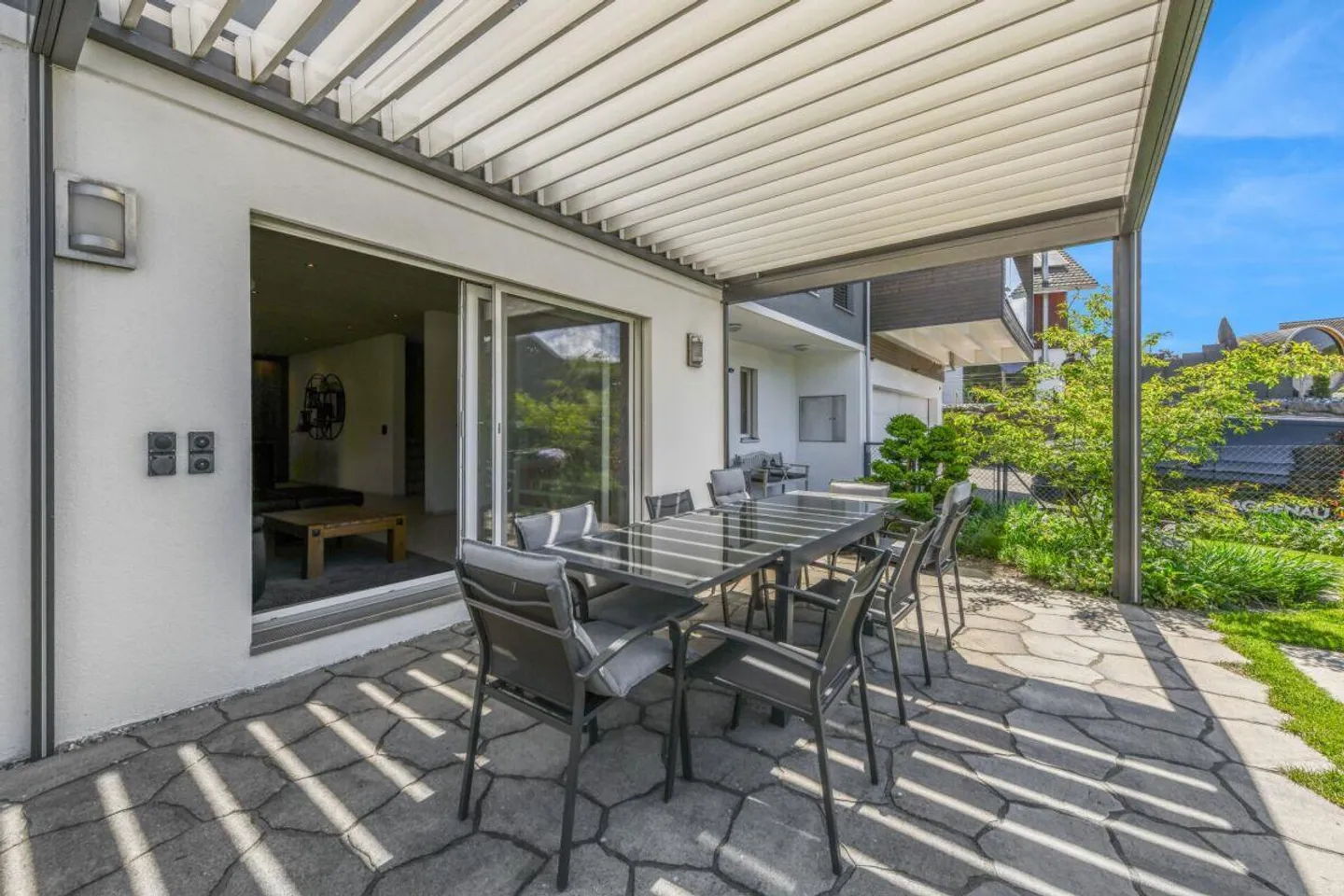 Vivere con vista: Casa da sogno con appartamento e oasi benessere - Foto 11 di 30