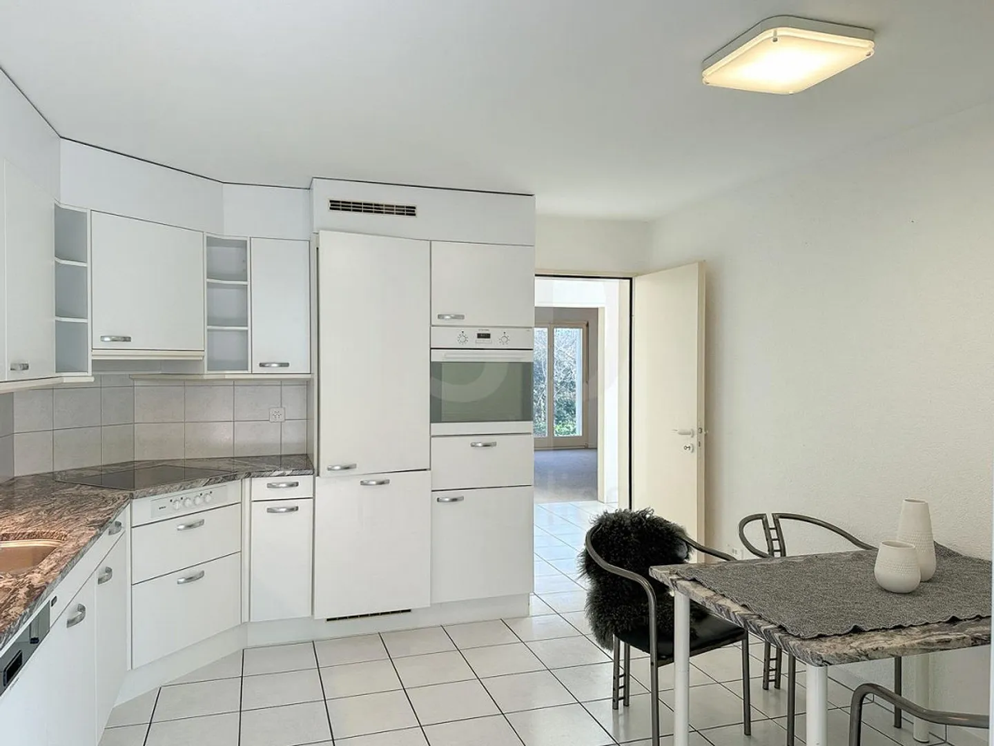 Maison individuelle élégante de 5,5 pièces à Schwarzenburg - Photo 6 sur 16