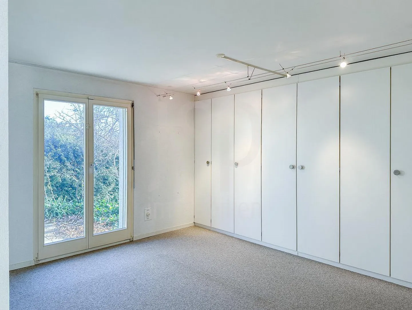 Maison individuelle élégante de 5,5 pièces à Schwarzenburg - Photo 7 sur 16