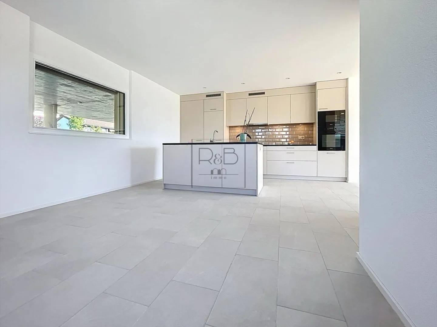 Magnificent 5.5-room new apartment - Photo 5 of 10