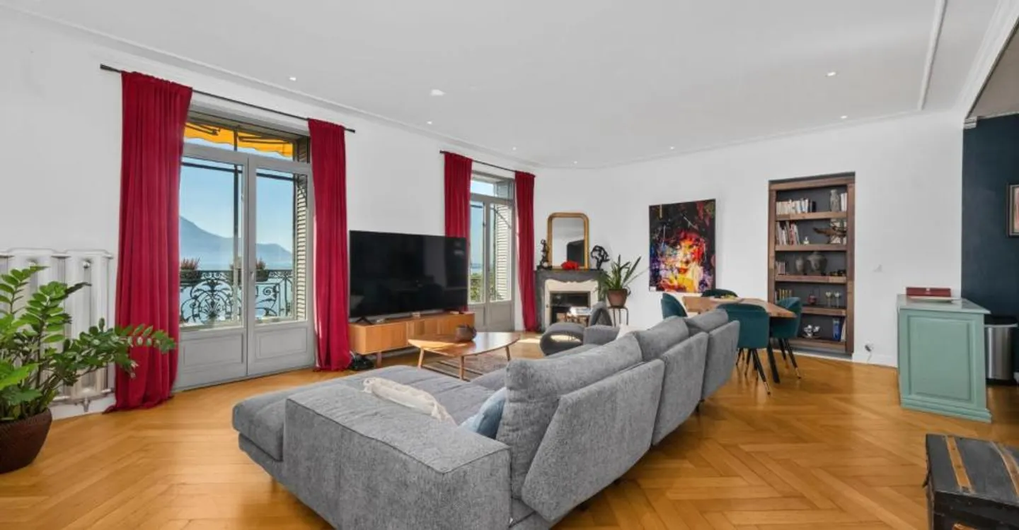 Appartement de caractère face au lac Léman - Photo 1 sur 11