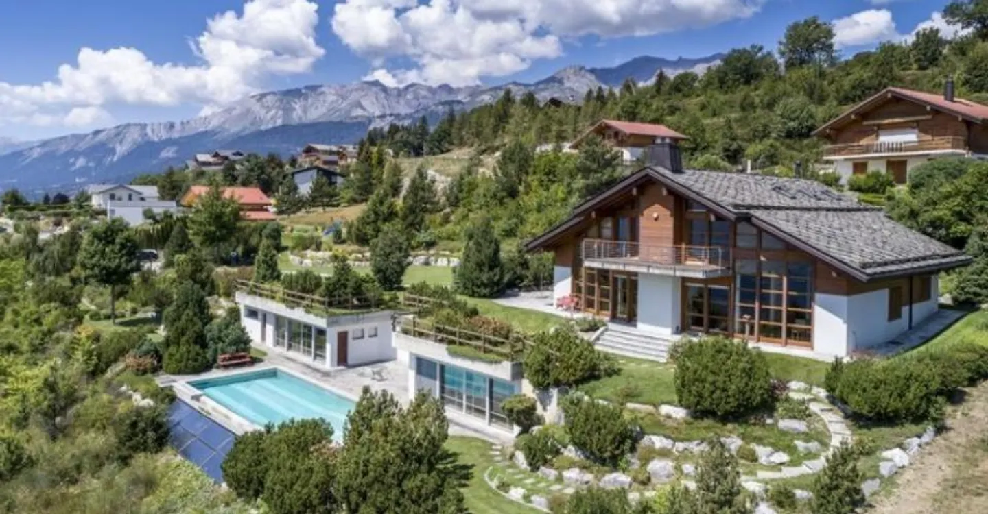 Villa de Luxe à Lens - Photo 1 sur 10
