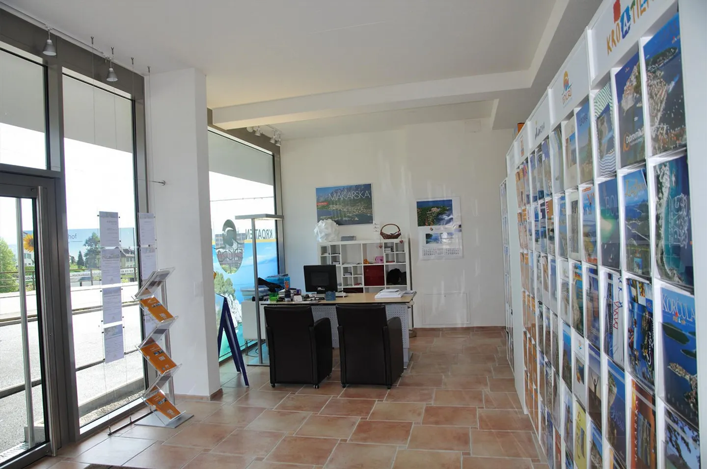 Showroom Premium avec Visibilité Maximale - Photo 3 sur 5