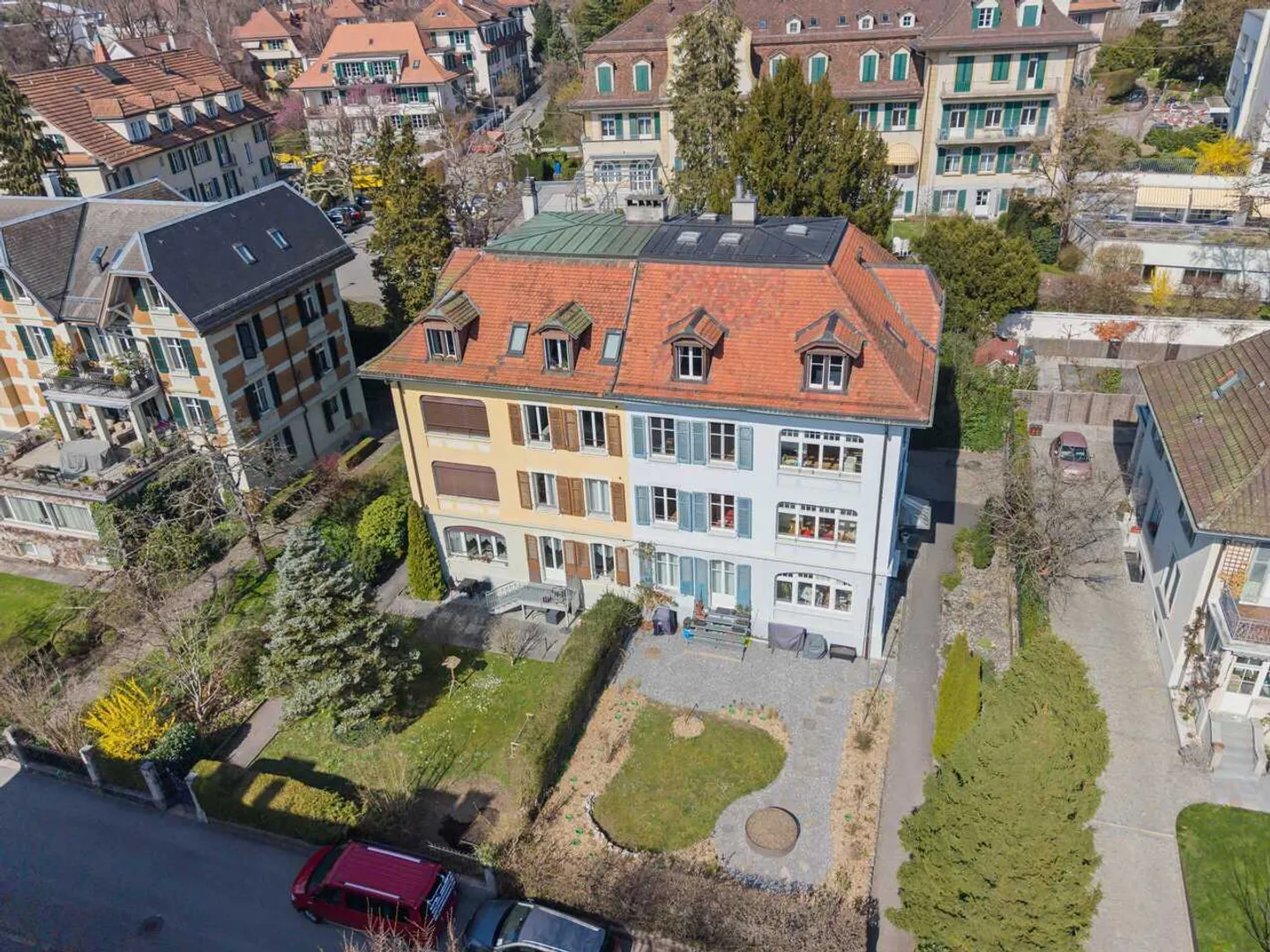 3½-Zimmer-Dachwohnung mit Galerie nahe Bern – stilvoll &amp; einzigartig - Foto 8 di 9