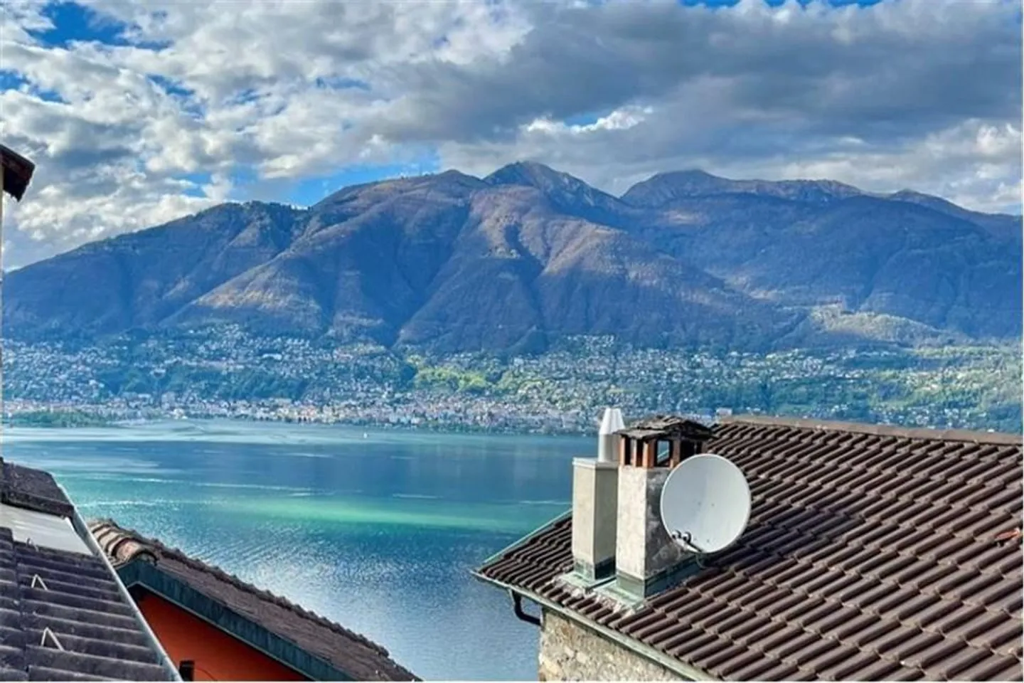 Above the rooftops of Fosano - Photo 1 of 13