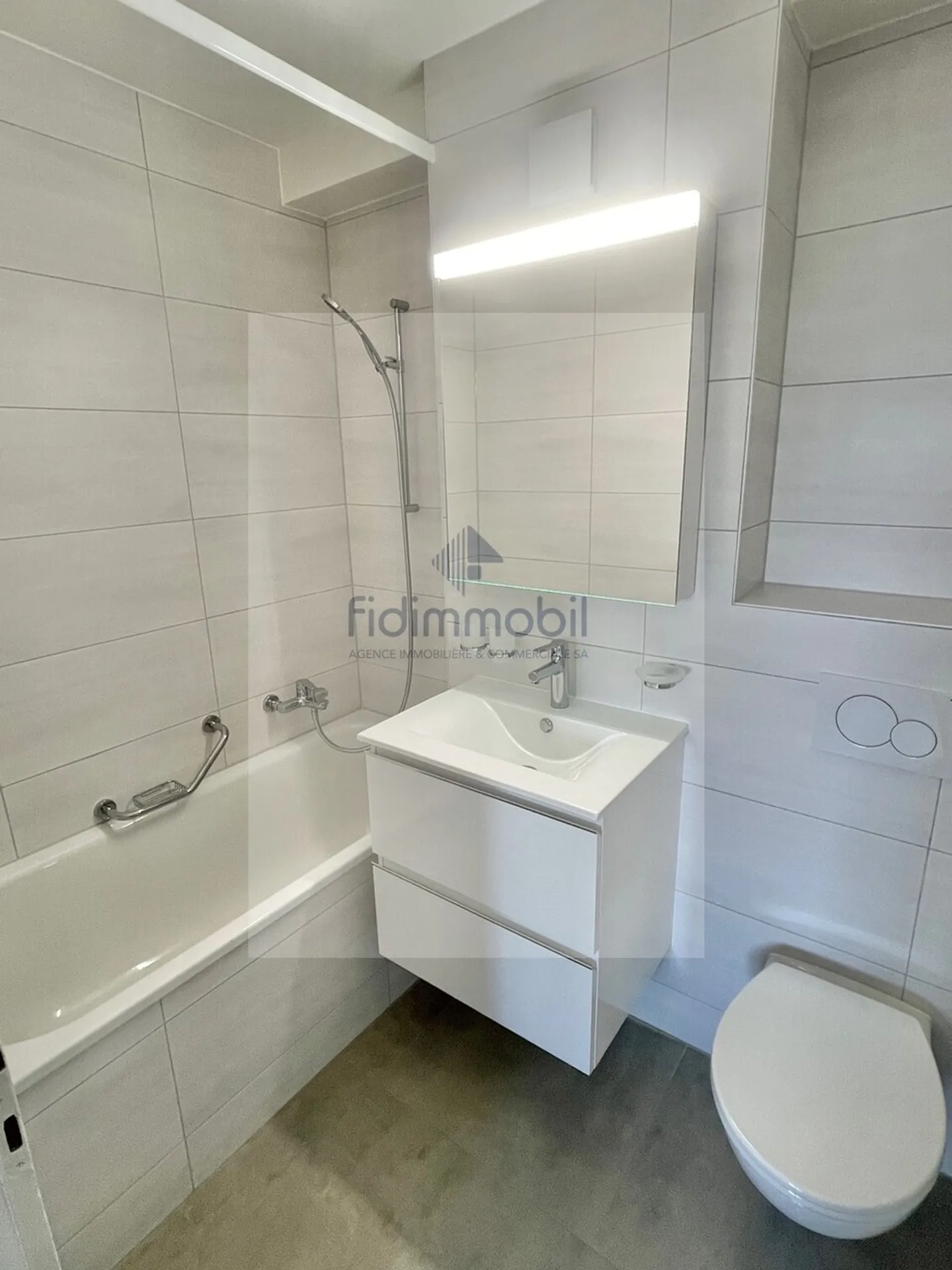 Apartment for rent - Photo 6 of 8